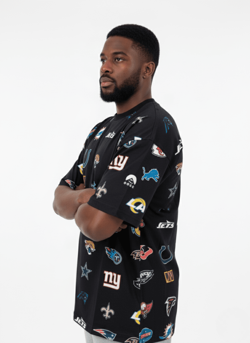 NFL Heavyweight Oversize 32 Team Mash Up T-Shirt - Black - OOSC Clothing