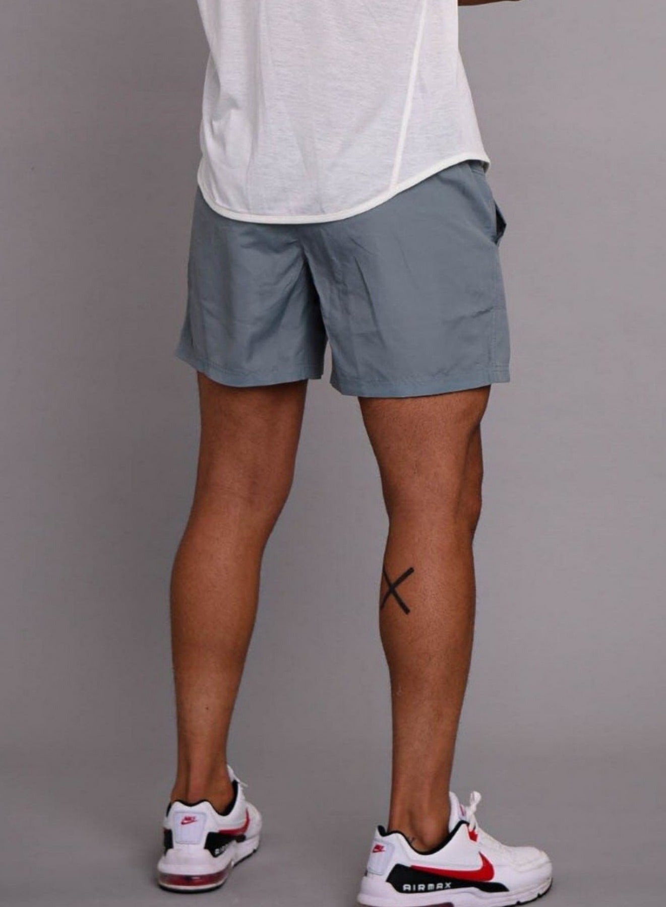 dark grey gym shorts