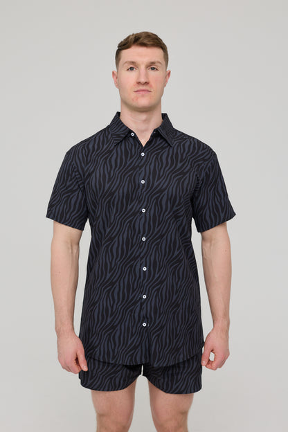 Black Tiger Men's Short Sleeve Shirt