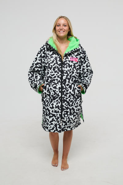 Penfold Wickelmantel aus recyceltem Sherpa-Futter – Damen