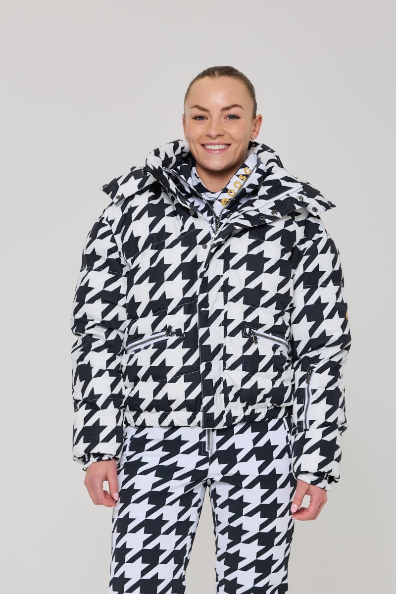 Chic Puffer Jacket - Monochrome Muse - OOSC Clothing