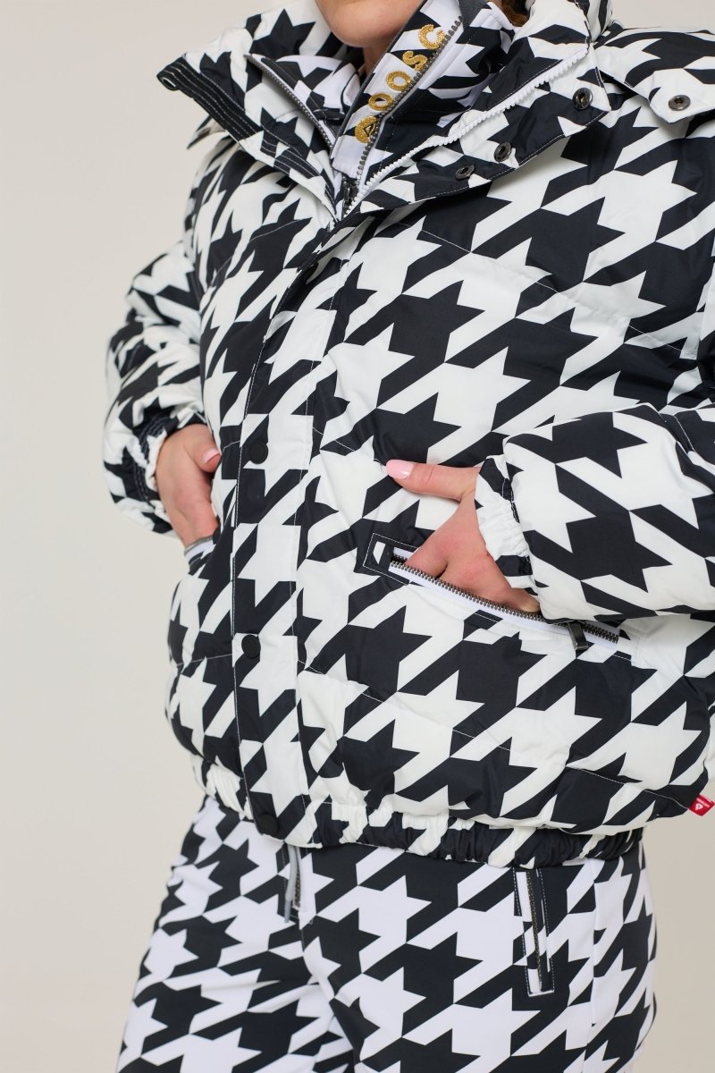 Chic Puffer Jacket - Monochrome Muse - OOSC Clothing