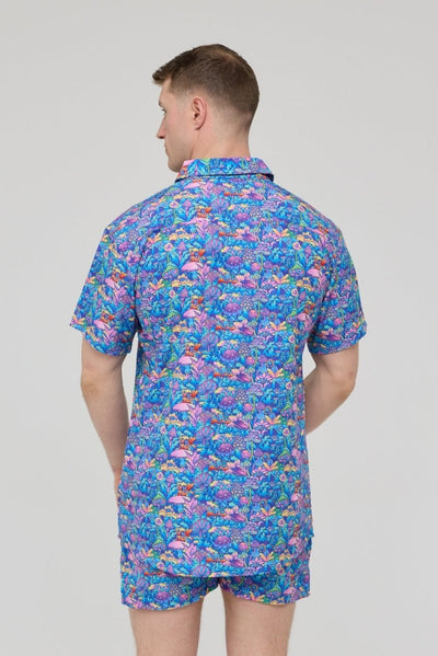 How High Men's Short Sleeve Shirt - OOSC Clothing