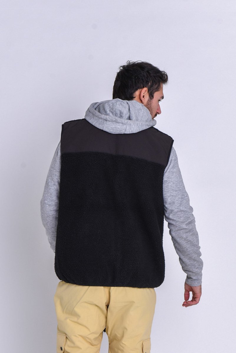 Method Sherpa Vest Blackout - Men's - OOSC Clothing