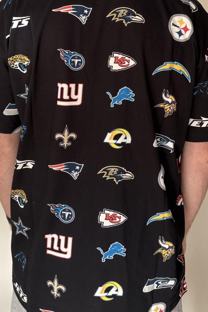 NFL Heavyweight Oversize 32 Team Mash Up T-Shirt - Black - OOSC Clothing
