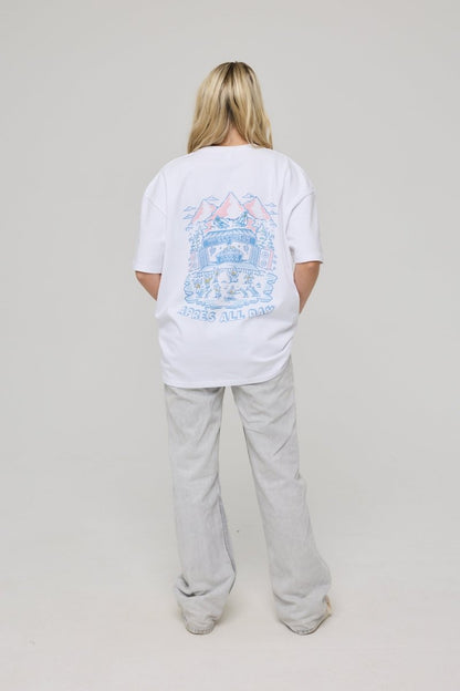 OOSC x Wellbrick Après All Day T-shirt - OOSC Clothing