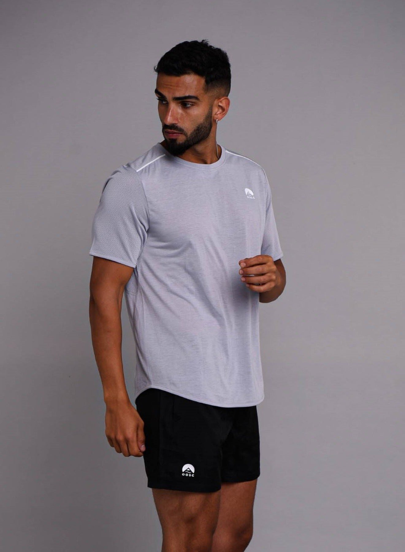 mens training top